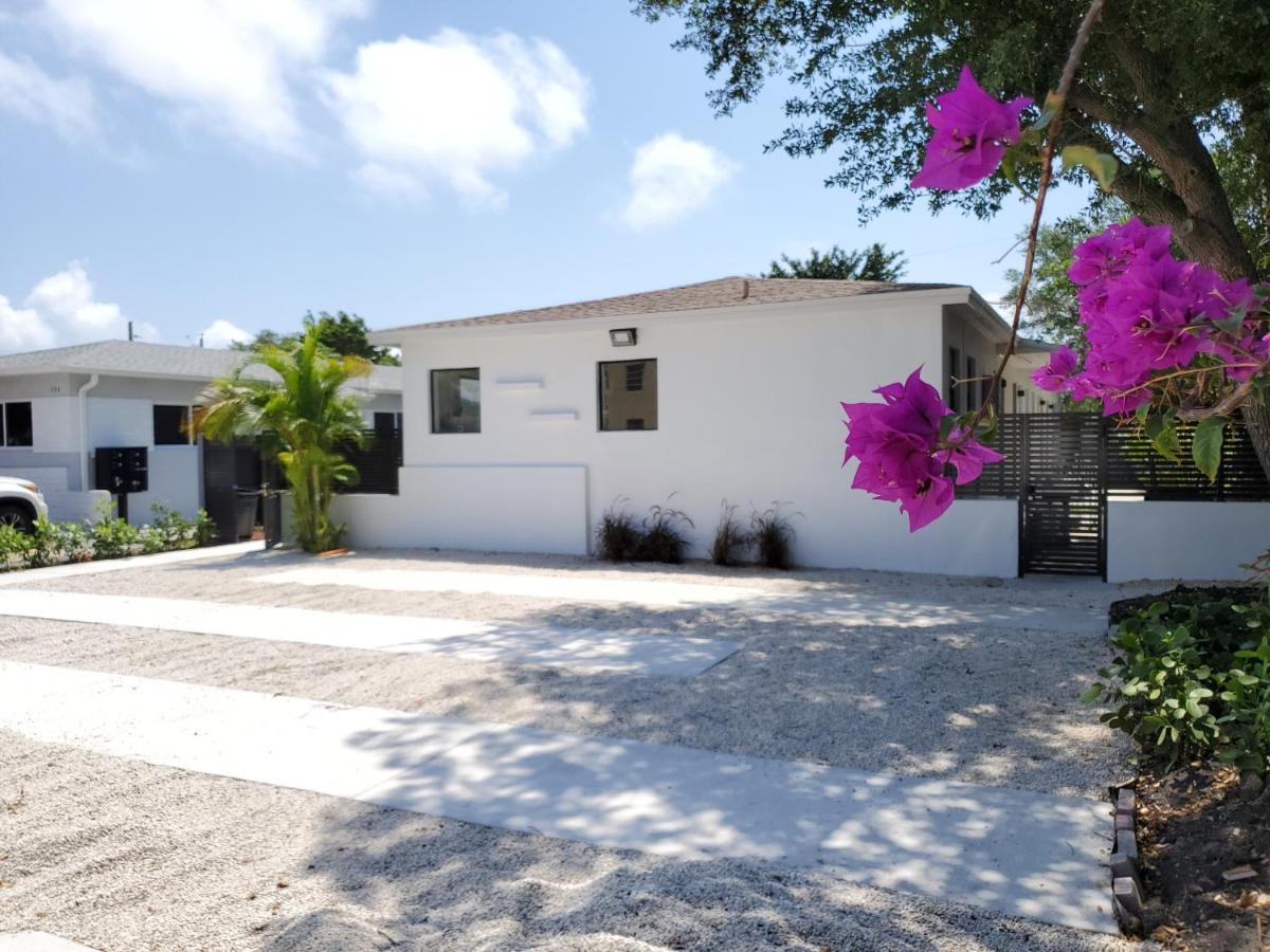 Casa Cuba In Little Havana, Brickell, Calle 8 And 10 Minutes To The Beach Free Parking マイアミ エクステリア 写真